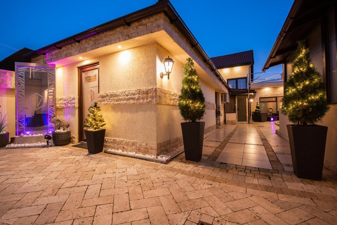 H & V Residence - Diamond Bungalow Apartment Arad Exterior photo